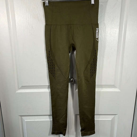 Gymshark cropped leggings - Picture 1 of 8